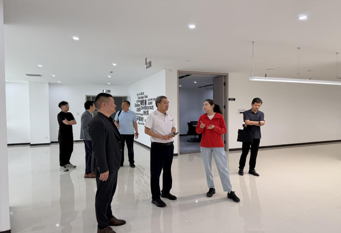 李信龙秘书长一行赴保定、定州走访交流 共建出海服务新枢纽